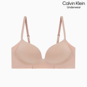 Calvin Klein Underwear 여성 인비져블 AF 푸쉬업 브라 (QF6021AD-7NS)