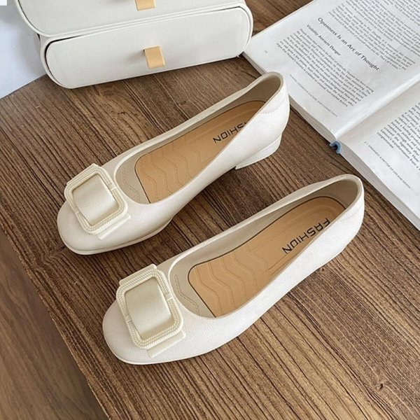 [옷자락] 여성 클래식 무지컬러 빅버클 스퀘어토 리본 단화