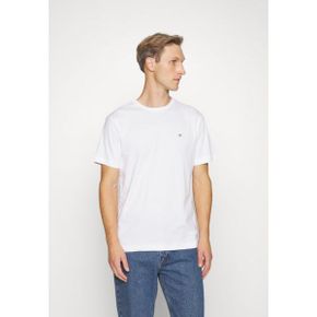 4510061 GANT REG SHIELD SS - Basic T-shirt white