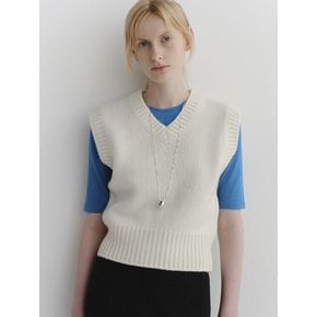 cosy knit vest_cream