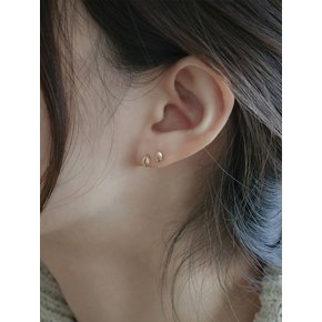 14k petal piercing earrings