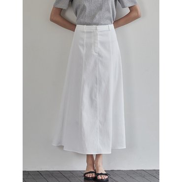 비뮤즈맨션 Cutting line flare skirt - White