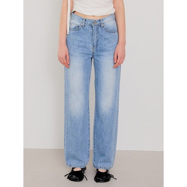 BASIC 워시드 스트레이트 데님