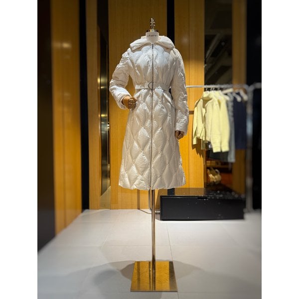 [시흥점] 여성 물결퀄팅 경량 구스 롱다운 (ER4JD900)