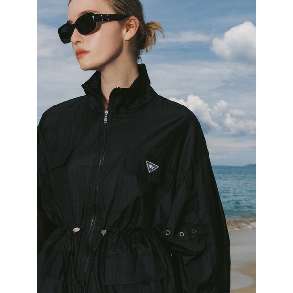Glossy Light Jumper (Black)