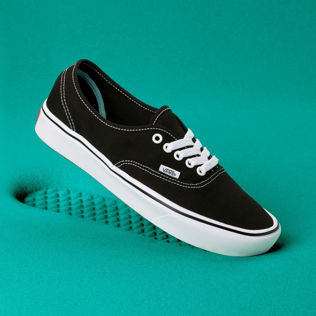 vans authentic comfycush
