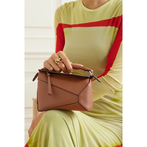 퍼즐 엣지 미니 텍스처 가죽 숄더 백 탠 브라운 1647597321523058