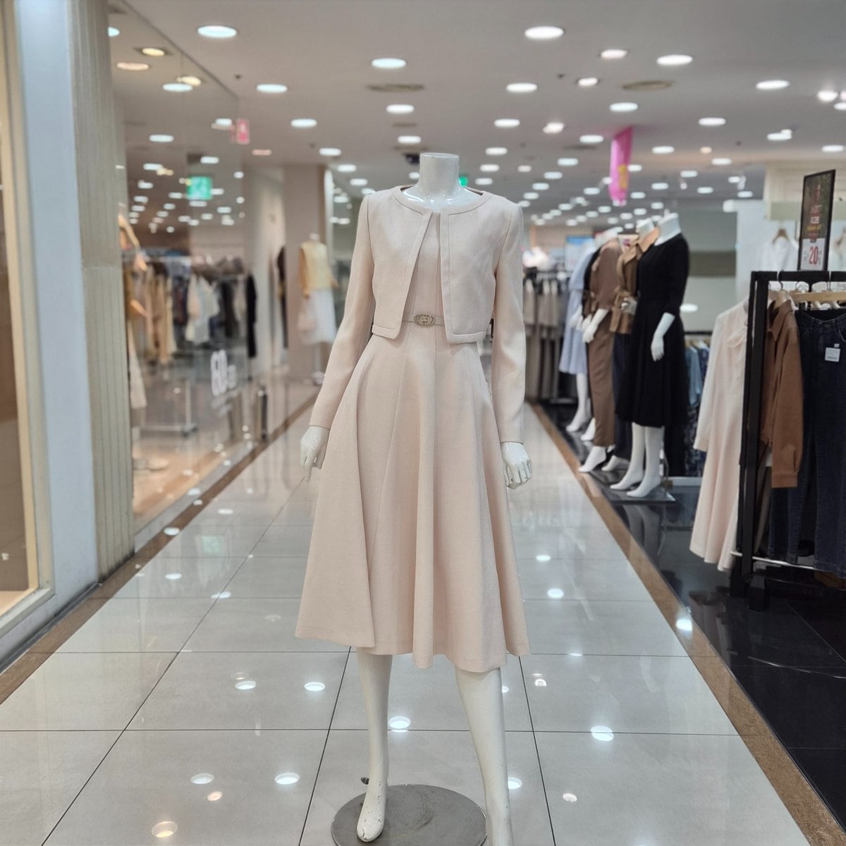 확대된 대표 1