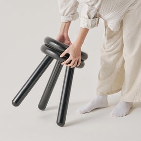 마롱 원목 화장대 의자 나무 화분 받침대 블랙 스툴