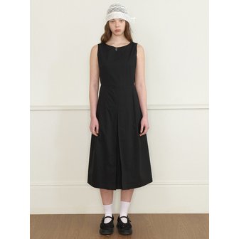 클루니 Essential Modern Flare Dress - black
