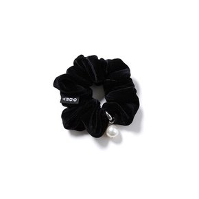 Velvet Pearl Scrunchie - Night