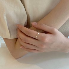 14K Vivid Dot Chain Ring_White