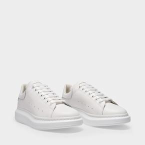 [해외배송] 21 F/W 오버사이즈 스니커즈 ALEXANDER MCQUEEN WHITEWHITE 레더 B0731455895