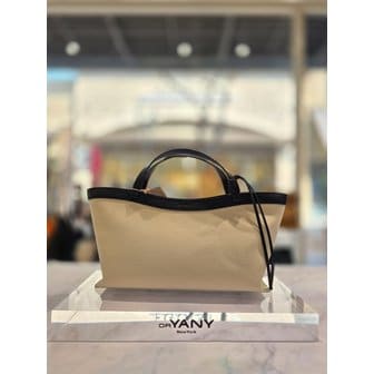 오야니 [부산점] 베티나 토트백 블랙 ODSBTT27 아이보리