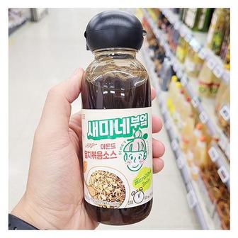  샘표 새미네 부엌 아몬드 멸치볶음 소스 300ml x 2개