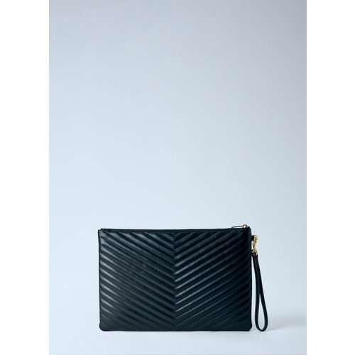 Cassandre Matelassé Document Holder