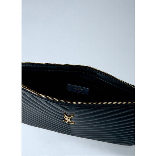 Cassandre Matelassé Document Holder