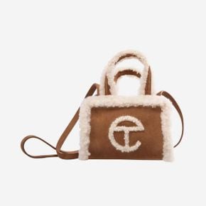 텔파 x 어그 스몰 쇼핑백 체스트넛 Telfar x 어그 Small Shopping Bag Chestnut