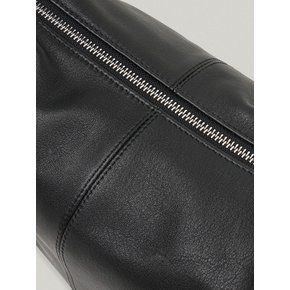 [단독]AMANT HOBO BAG (BLACK)