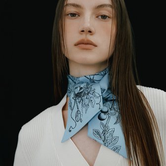 아비나펠르 Botanic Garden Long Twilly Silk Scarf - Blue