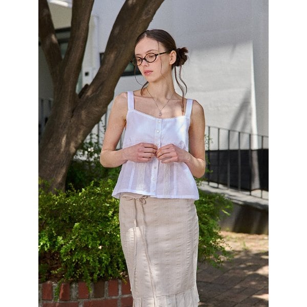 LACE BUTTON SLEEVELESS-WHITE