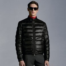 아코루스 [Upday 관부가세 배송비 포함] 몽클레어 남성 경량패딩 MONCLER ACORUS