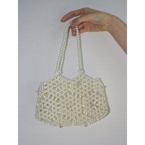 AMONG FLOWER PEARL TOTE BAG