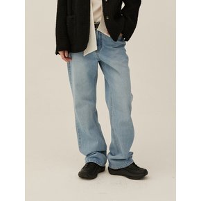 CLASSIC STRAIGHT  DENIM