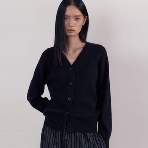 Essential V-neck Cardigan (Black)