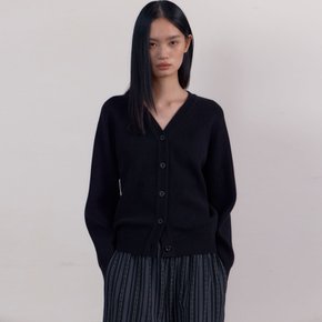 Essential V-neck Cardigan (Black)