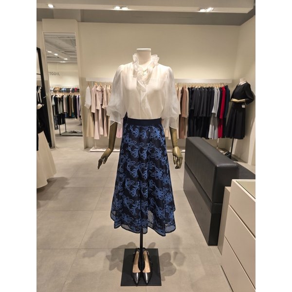 [파주점] 세트 오간자 러플 블라우스 + 플라워 레이스 스커트 JS4B0BL231,JR4A0SK433