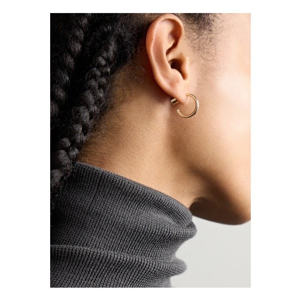 제니퍼 피셔 스레드 골드 도금 후프 이어링 1647597355010937