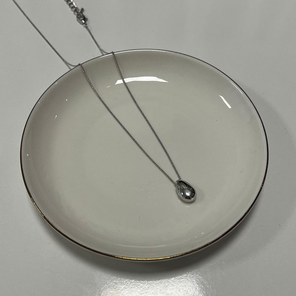 [옷자락] 여자 볼드 콩 방울 심플 체인 데일리룩 롱 목걸이