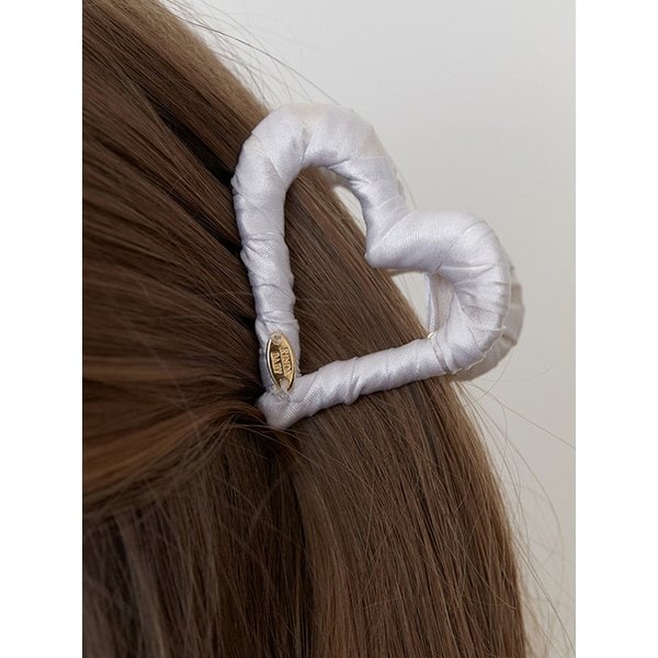 luna satin heart claw - off white
