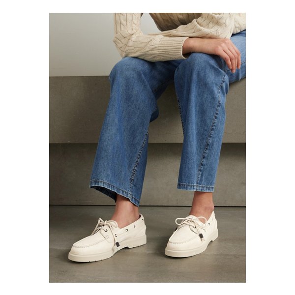 브루넬로쿠치넬리 비즈 장식 스웨이드 로퍼 크림 1647597353812723