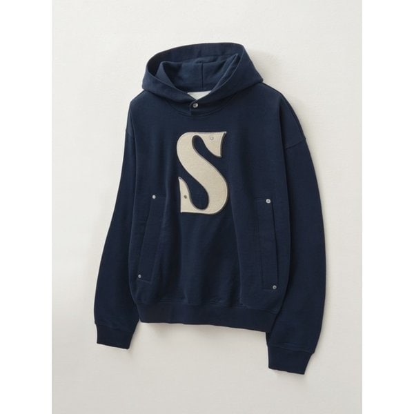 리벳 아플리케 포켓 로고 후드_클래식 네이비