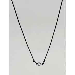 Spiral Ball Leather Choker.
