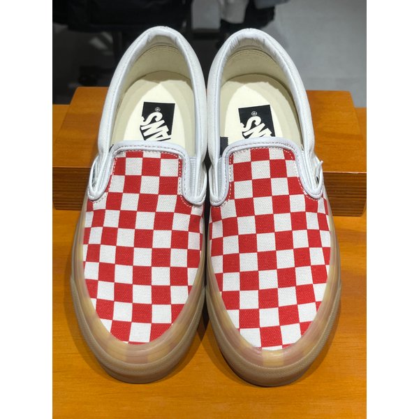 [시흥점] 남녀공용 스니커즈 클래식 슬립온 98 체커보드 (레드)(VN000E96BOP)