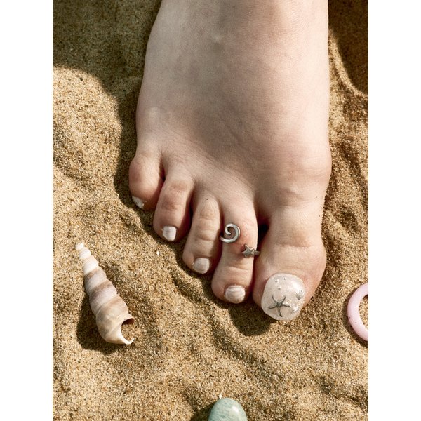 orvia toe ring-silver