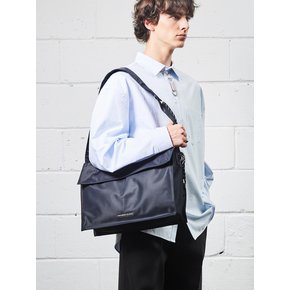 NO.17 MILLAU MESSENGER BAG