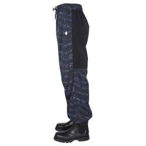 FW21 MARCELO BURLON COUNTY OF MILAN Pants JOGGING PANTS WITH CAMOU PRINT BLUE CMCA172_F21F