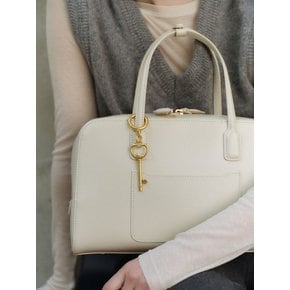 Cayley Boston Bag Plus Ivory