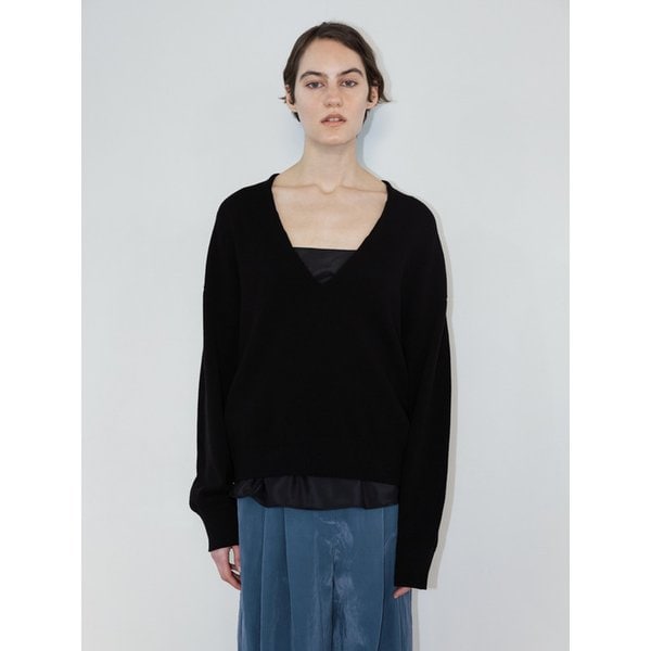MORA SWEATER (BLACK)