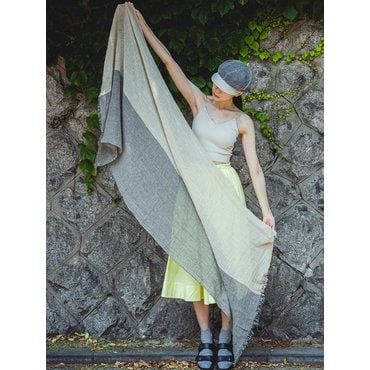 제이빈야드 Weaving Beige Gray Scarf