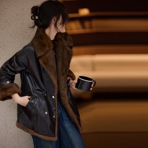 이탈리아 수입 양가죽 양면 퍼 코트