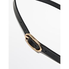 오벌 버클 디테일 레더 벨트 06180675800