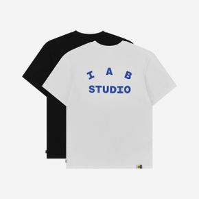 아이앱 스튜디오 10주년 티셔츠 팩 화이트  블랙 (2개입) IAB Studio 10th Anniversary T-Shirts