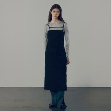 레이브 String Wrinkle One-piece in Black VW4AO300-10