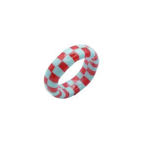 chess ring-red mint