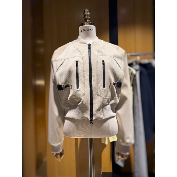 [시흥점] 여성 메탈 장식 포인트 루즈핏 블루종 점퍼(ES1JJ100)